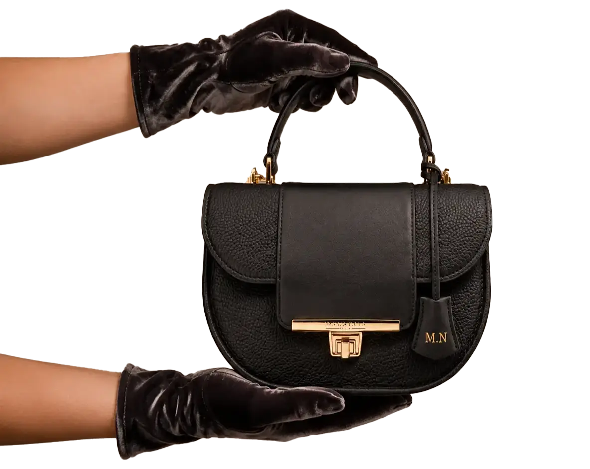 Borsa in pelle nera franca tulla fatta a mano